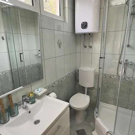 House Tommy Апартаменты