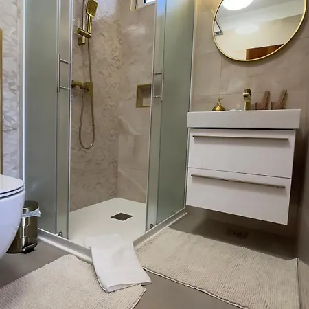 House Tommy Апартаменты Раб