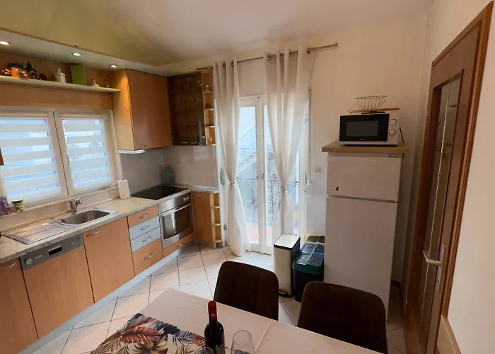 House Tommy * راب