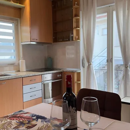 House Tommy Apartmán Rab Town